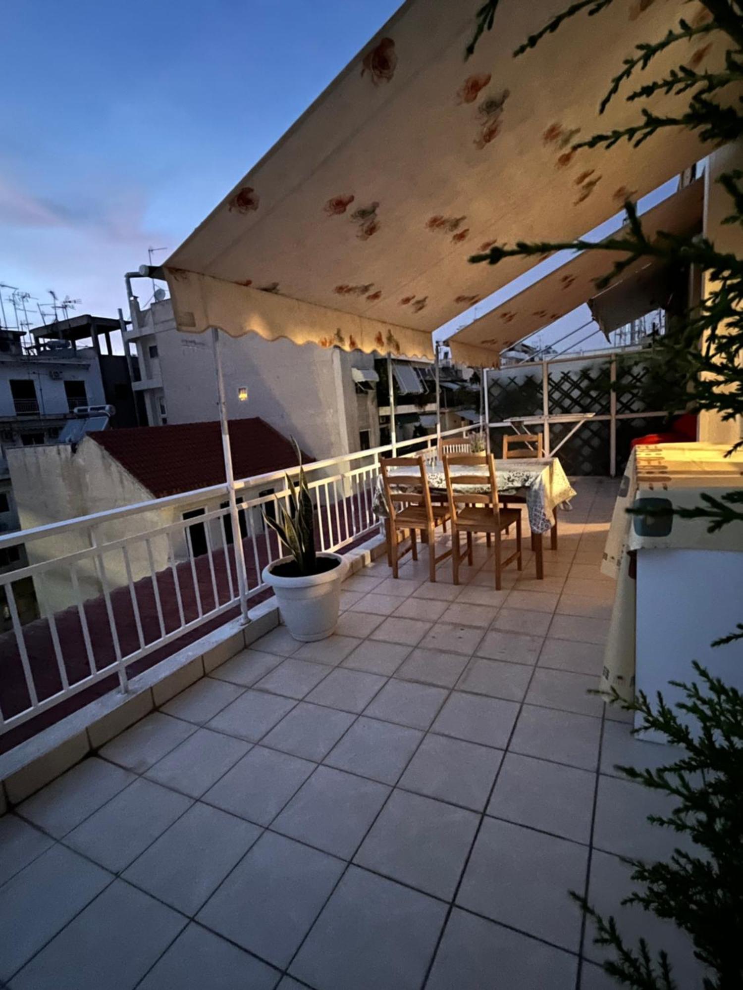 Qqueen House Piraeus Luaran gambar